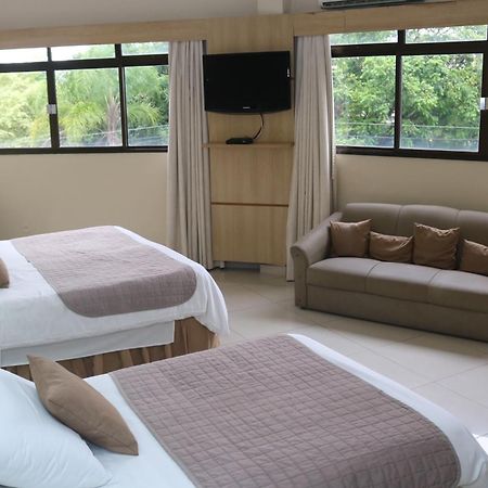 רזנדה River Park Hotel מראה חיצוני תמונה