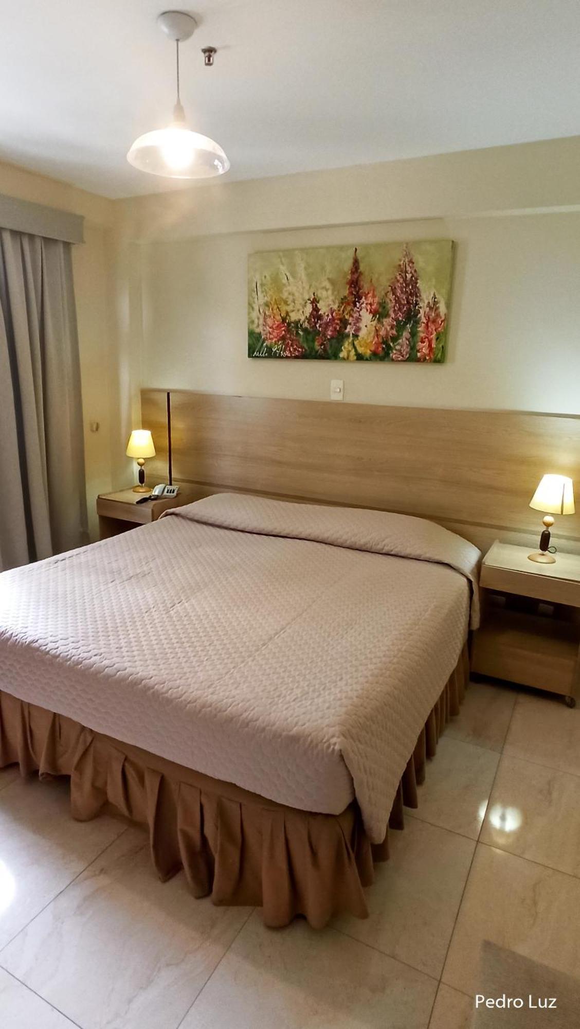 רזנדה River Park Hotel מראה חיצוני תמונה
