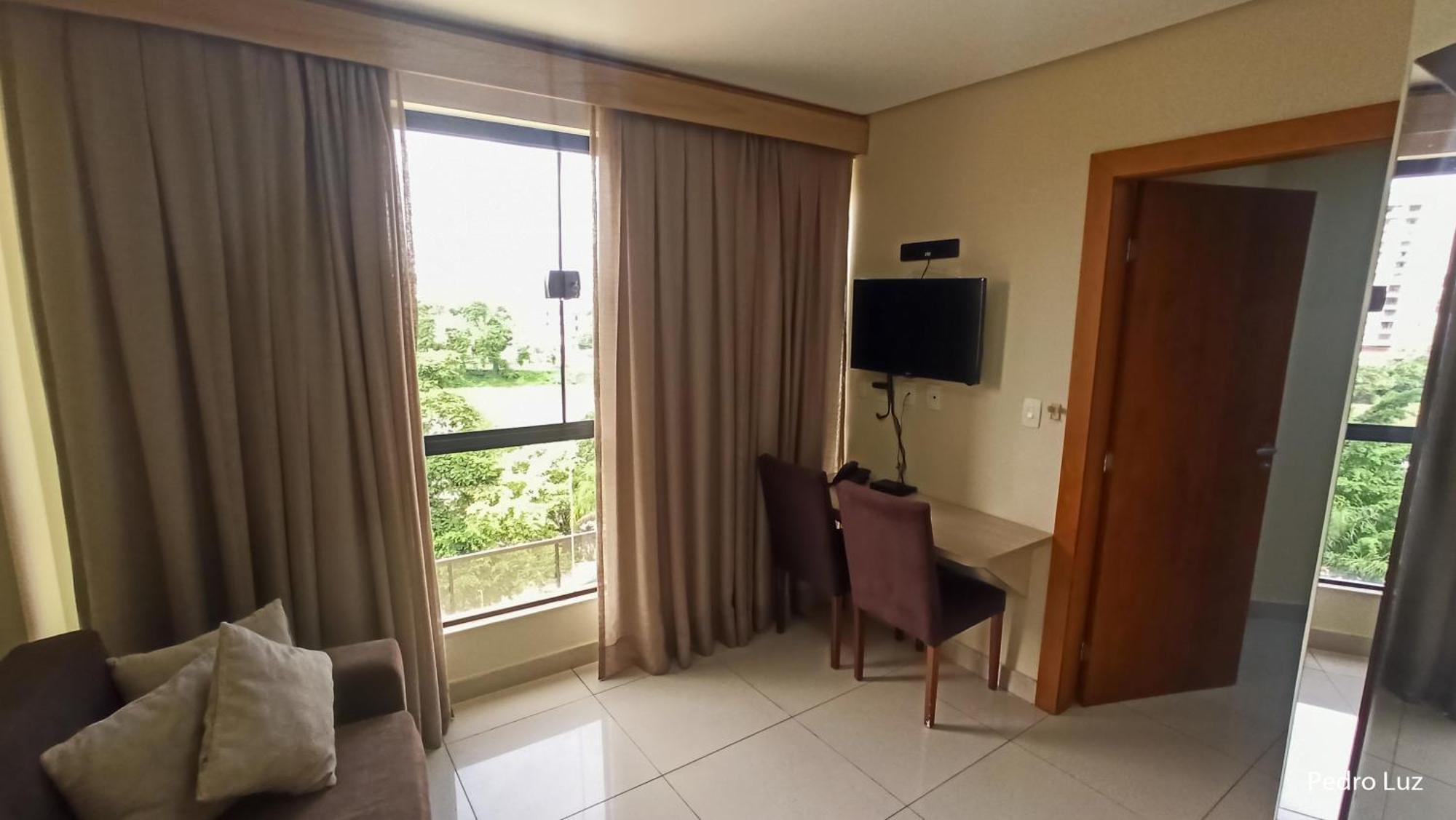 רזנדה River Park Hotel מראה חיצוני תמונה