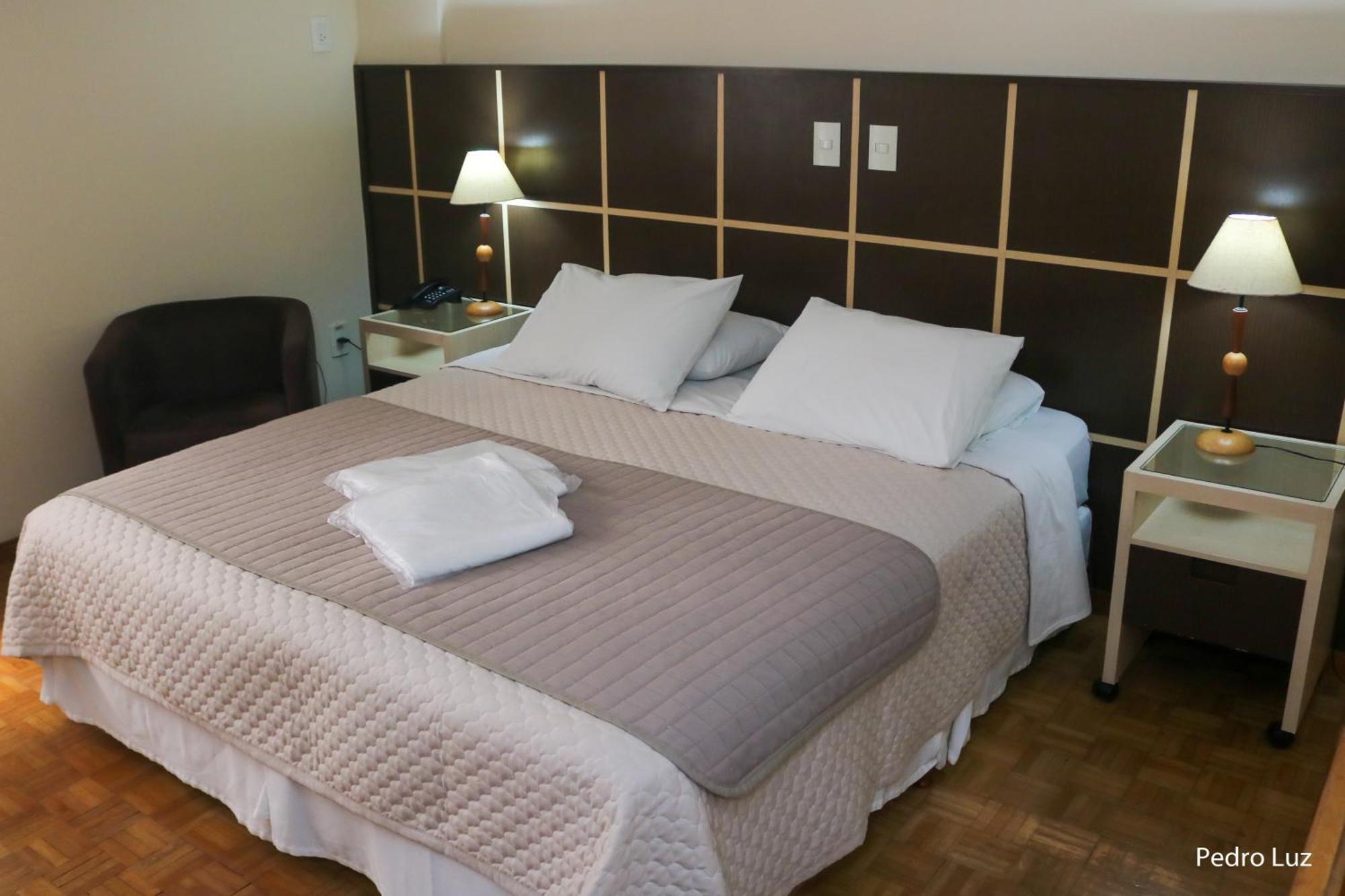 רזנדה River Park Hotel מראה חיצוני תמונה