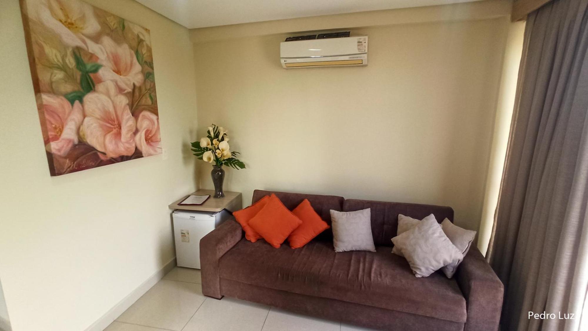 רזנדה River Park Hotel מראה חיצוני תמונה