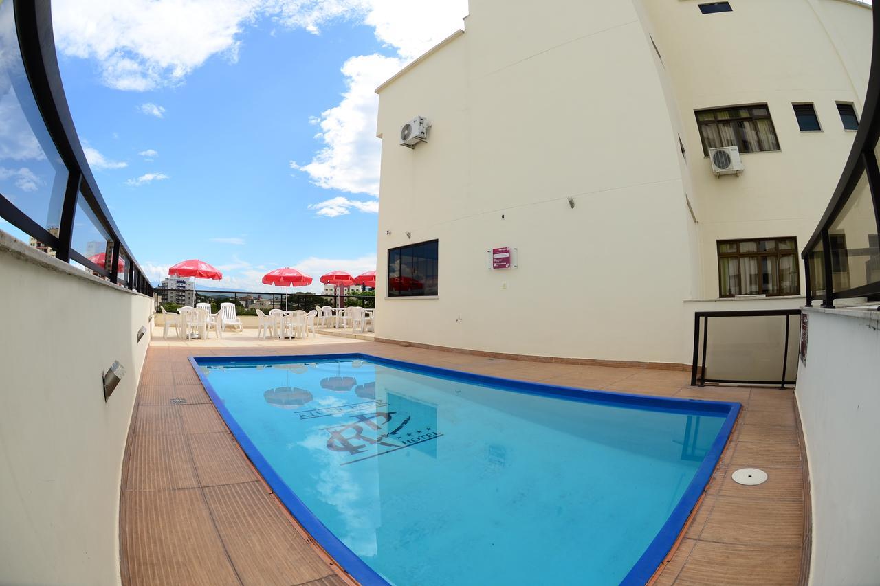 רזנדה River Park Hotel מראה חיצוני תמונה