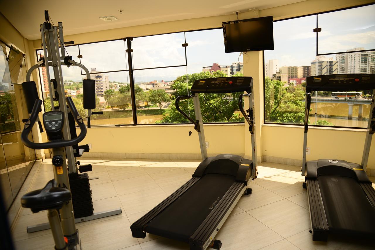 רזנדה River Park Hotel מראה חיצוני תמונה