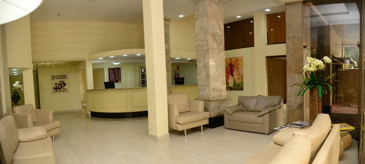 רזנדה River Park Hotel מראה חיצוני תמונה